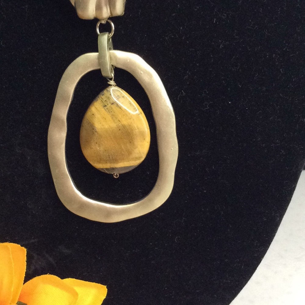 Beautiful Tiger Eye Necklace Set